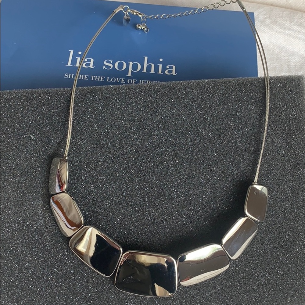 Necklace - Picture 2 of 3